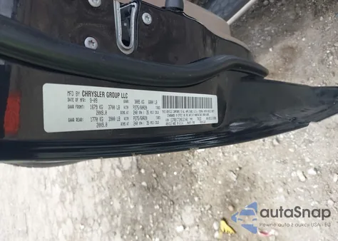 2010 Dodge Ram 1500 Laramie z USA, uszkodzony, nr VIN 1D7RB1CT2AS121461